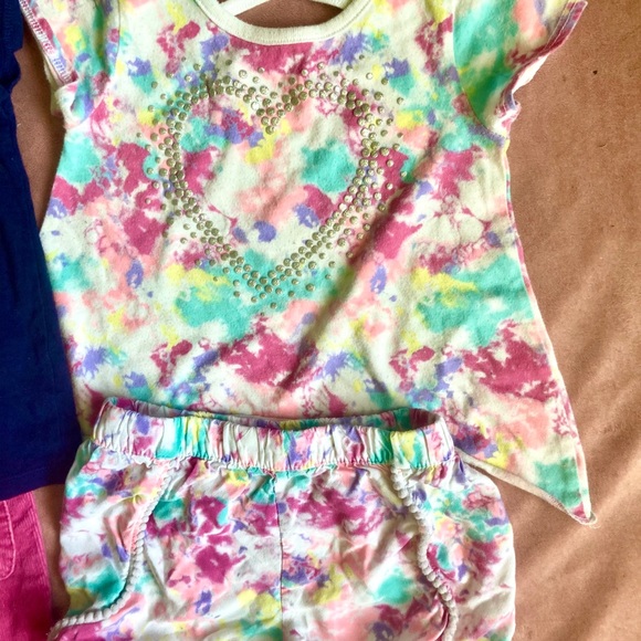 Carters & Garanimals 2T-3T Outfit Bundle - Picture 3 of 11